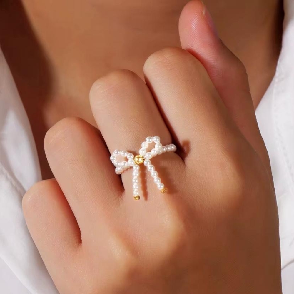 Elegant Pearl Bow Ring